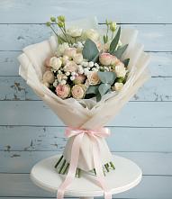 Букет цветов из:  Розы и Лизиантусы #REPLACE_PRED# Сунже Республики Ингушетия