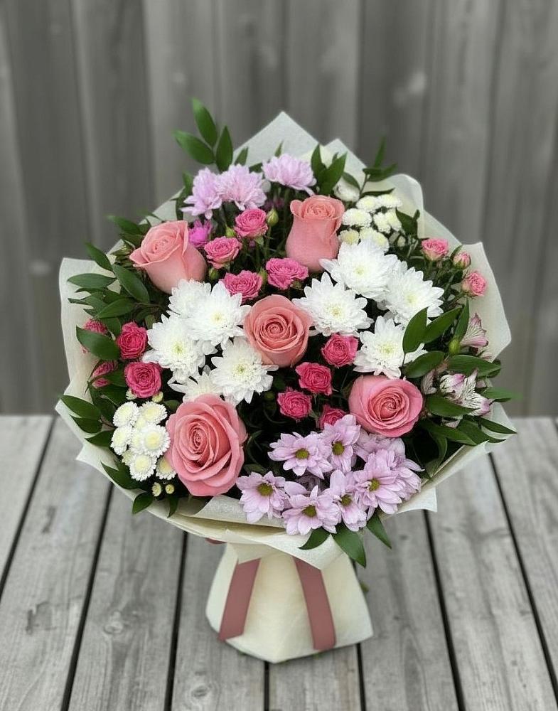 Букет цветов из: Альстромерии, Гвоздики, Розы и Хризантемы в Сунже Республики Ингушетия