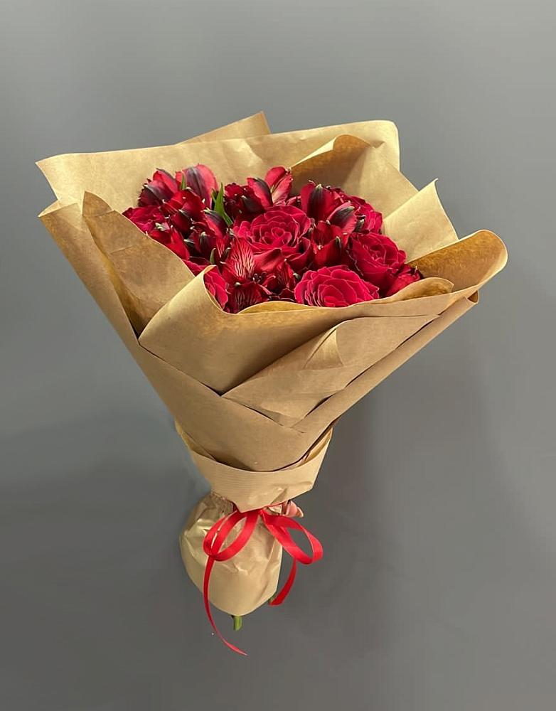 Букет цветов из: Альстромерии и Розы в Сунже Республики Ингушетия