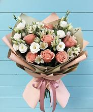 Букет цветов из:  Розы, Альстромерии и Лизиантусы в Сунже Республики Ингушетия