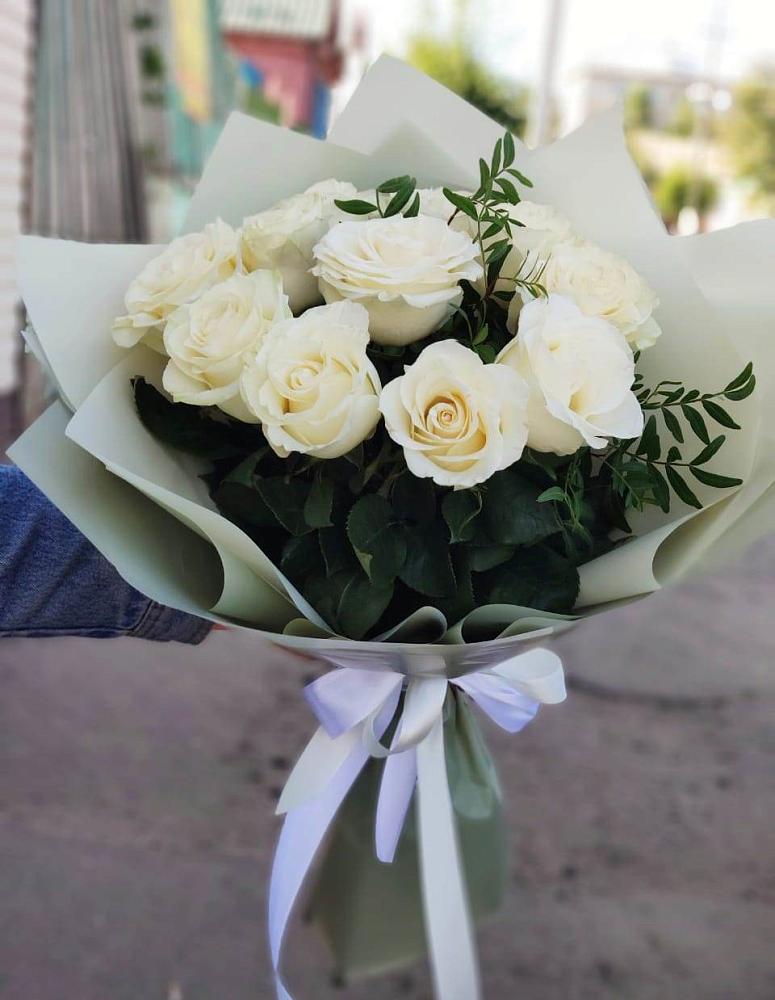 Букет Белые розы Проуд в Сунже Республики Ингушетия