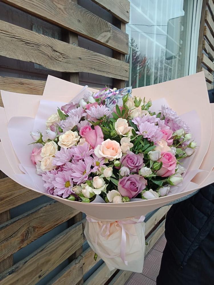 Букет цветов из: Розы и Хризантемы в Сунже Республики Ингушетия