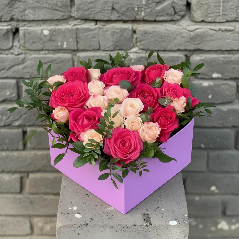 Цветочная композиция из Розы в коробке в Сунже Республики Ингушетия