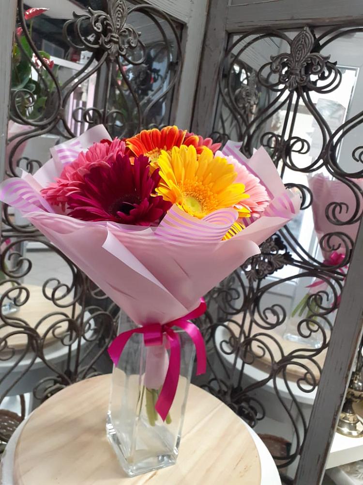 Букет цветов из: Герберы в Сунже Республики Ингушетия