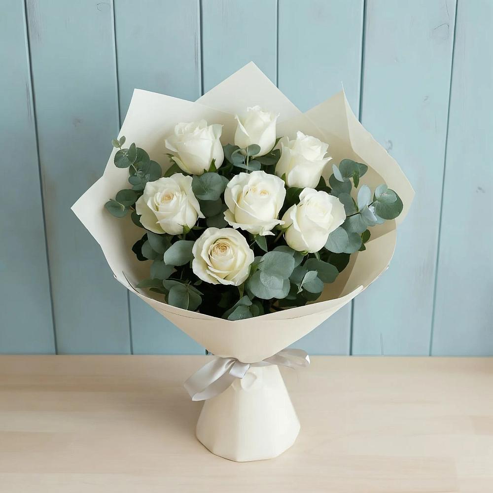 Букет Белые розы в Эвкалипте в Сунже Республики Ингушетия