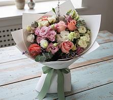 Букет цветов из:  Розы, Лизиантусы и Гвоздики в Сунже Республики Ингушетия