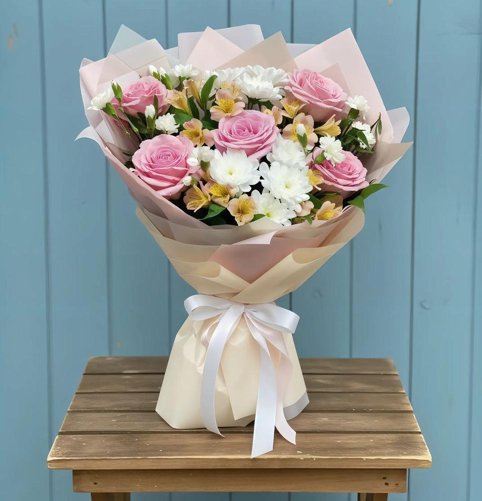 Букет цветов из: Гвоздики, Орхидеи и Розы в Сунже Республики Ингушетия