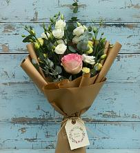Букет цветов из:  Розы и Лизиантусы в Сунже Республики Ингушетия
