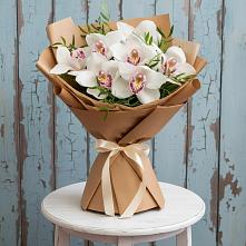 Букет цветов из:  Орхидеи и Розы в Сунже Республики Ингушетия