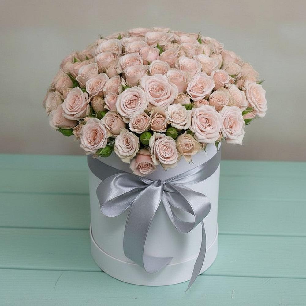 Цветочная композиция из Розы в шляпной коробке в Сунже Республики Ингушетия